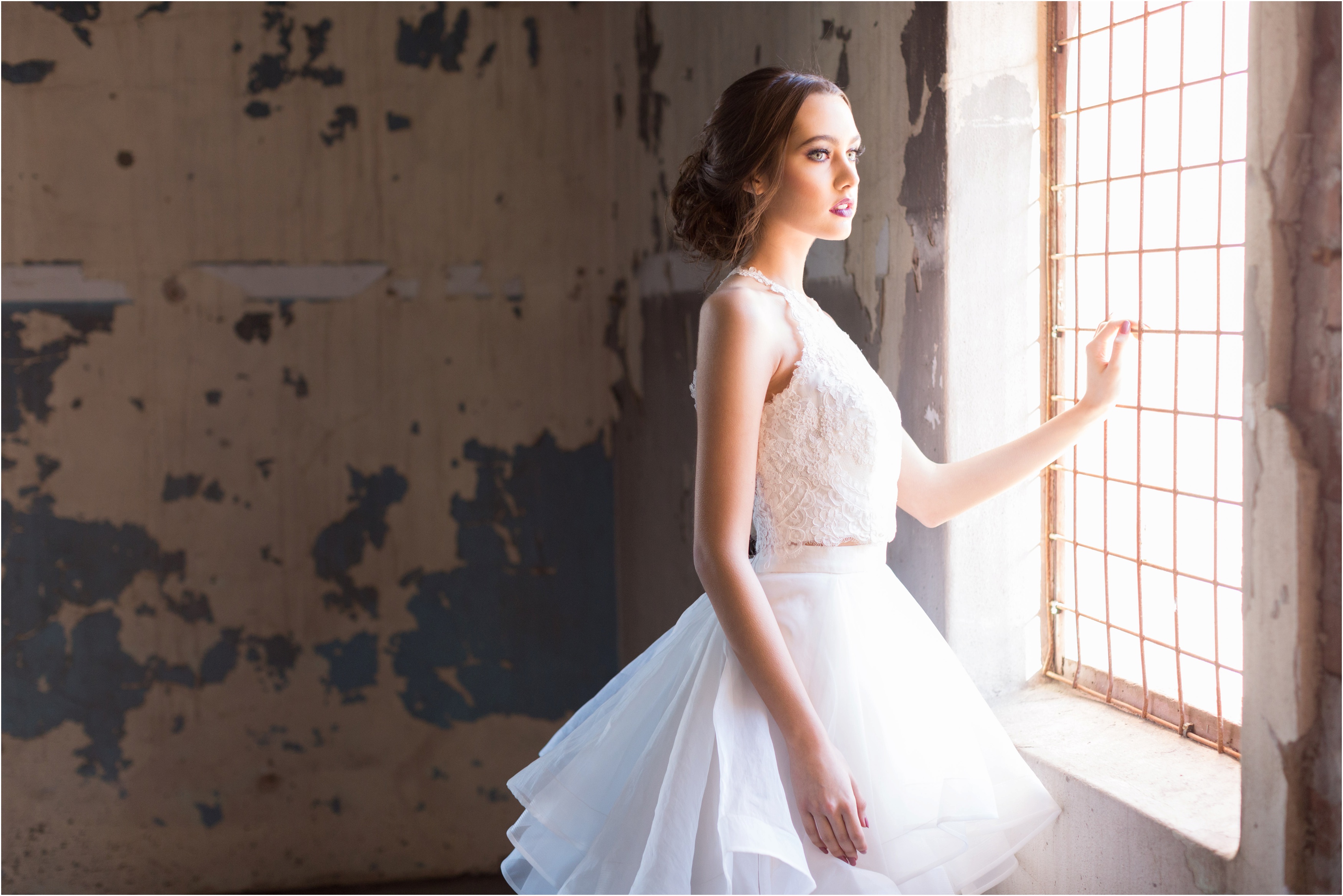 Bride portrait photography by Riane Roberts